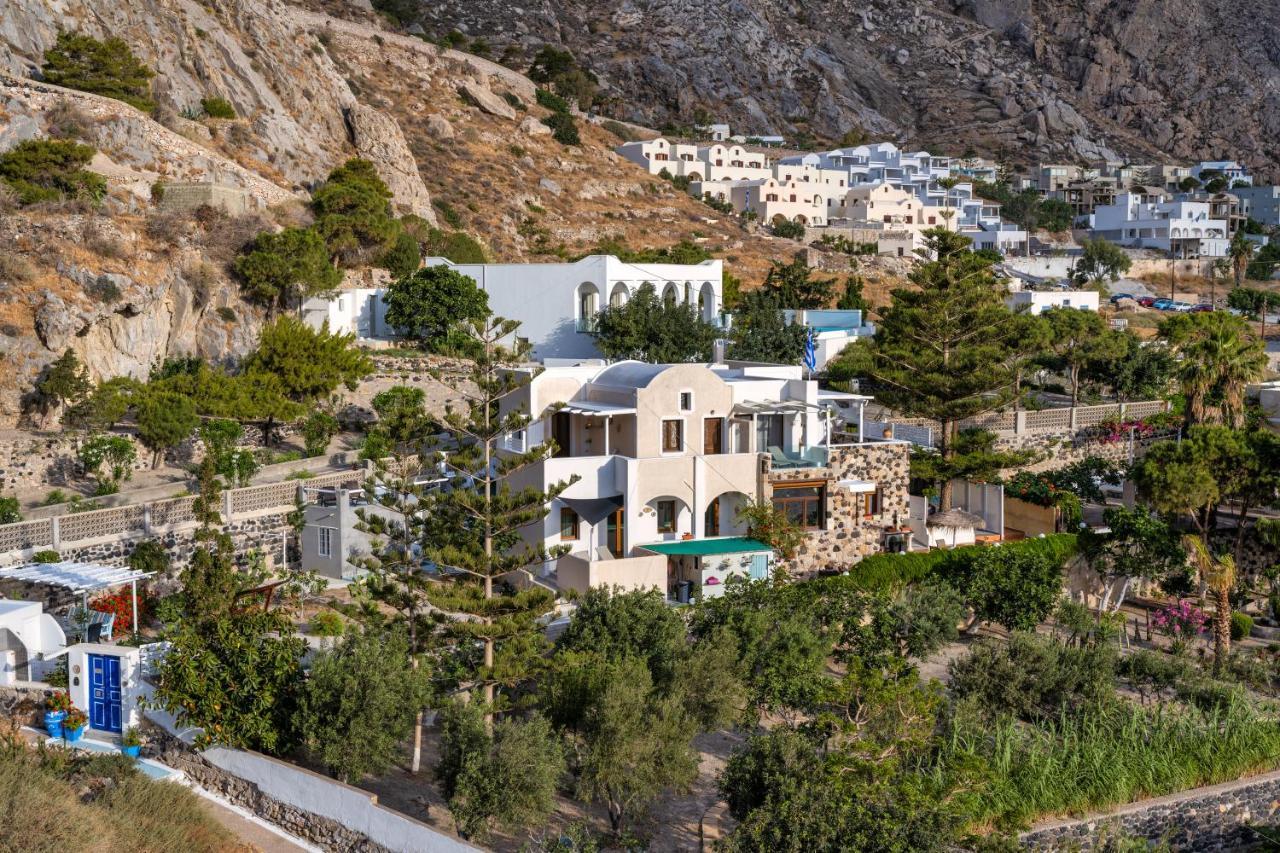 Moschatos Beach House Kamári エクステリア 写真